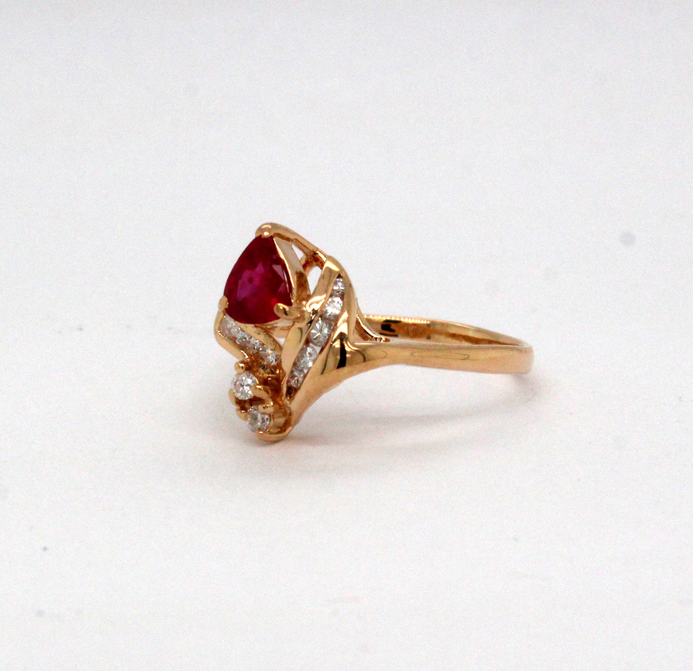 Estate 14KY .40 Ct Ruby and .08 Cttw Diamond Ring