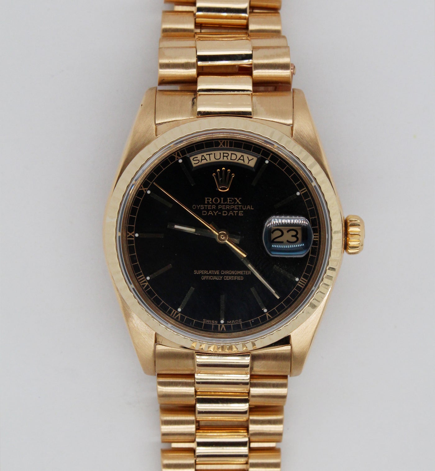 Gents 18K Gold Presidents Rolex OysterPerpetual DayDate with Black Dia