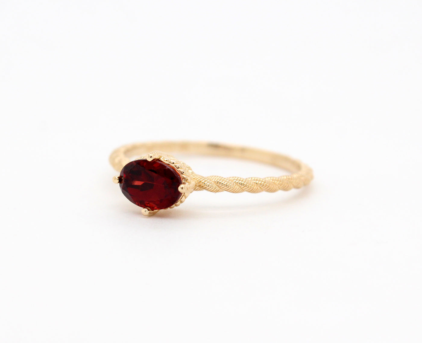 Estate 14KY Judith Ripka Garnet Gemstone Ring with Rope Design