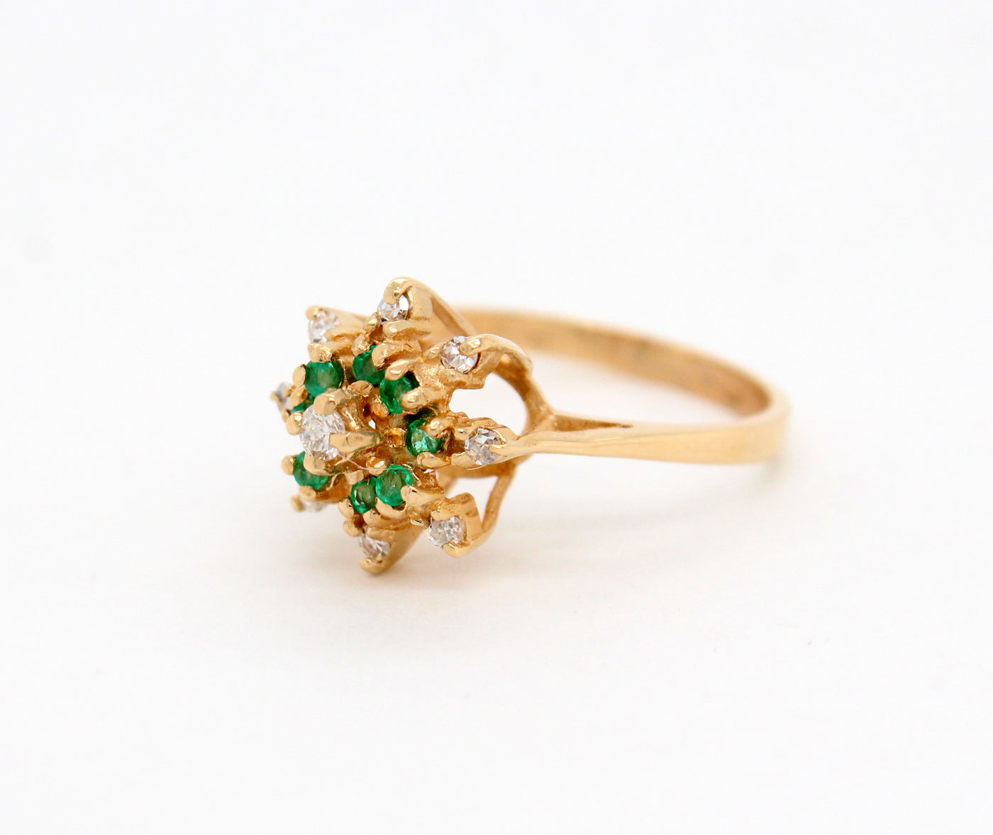 Estate 14KY .10 Cttw Emerald and .10 Cttw Diamond Ring I in Color and