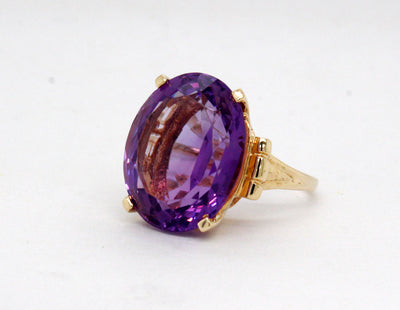 Estate 14KY 15.10 Ct Amethyst Ring