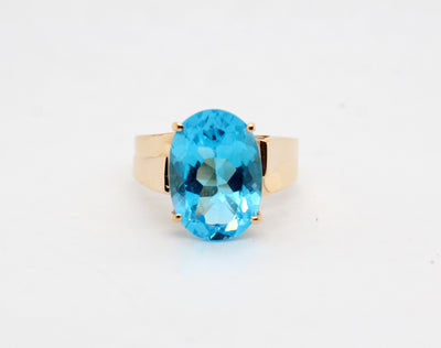 Estate 10KY 8.80 Ct Blue Topaz Ring