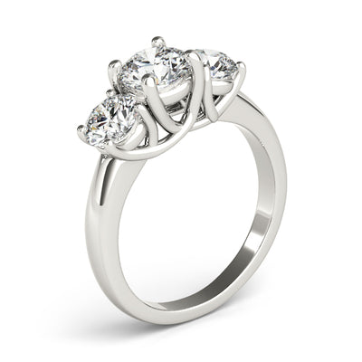 ENGAGEMENT RINGS 3 STONE ROUND