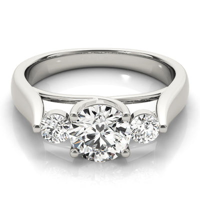 ENGAGEMENT RINGS 3 STONE ROUND