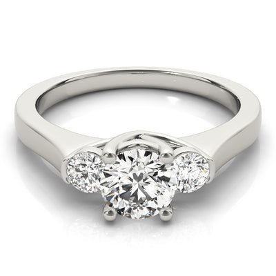 ENGAGEMENT RINGS 3 STONE ROUND