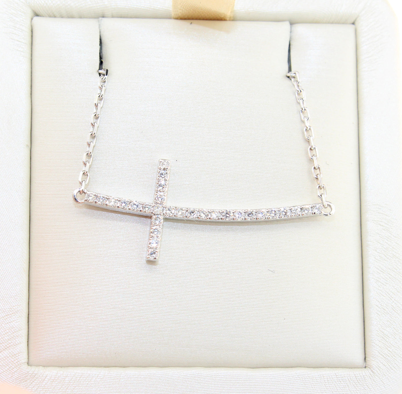 18KW Diamond Cross Necklace