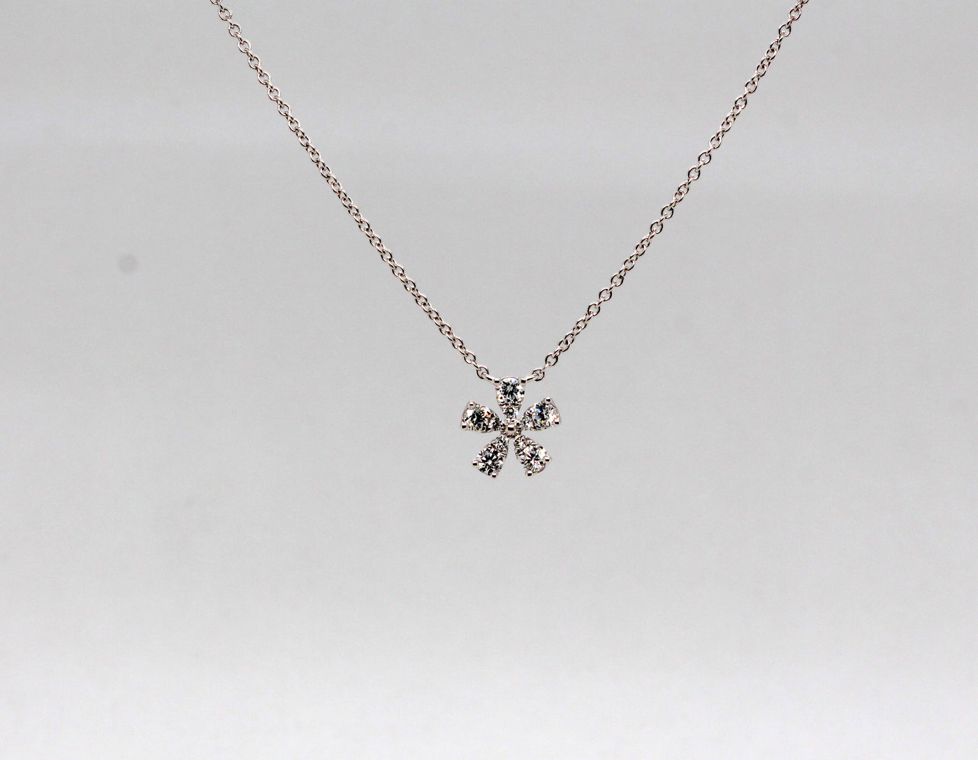 18KW .24 Cttw Diamond Necklace