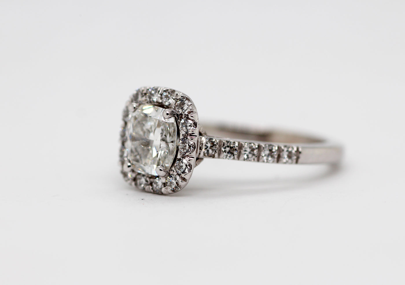 14KW Cushion Cut Diamond Engagement Ring