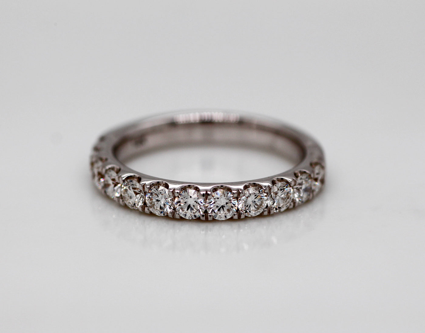 14KW 1.00 Cttw Diamond Wedding Band