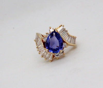 Estate 14KY 2.65 Ct Tanzanite and 1.08 Cttw Diamond Ring