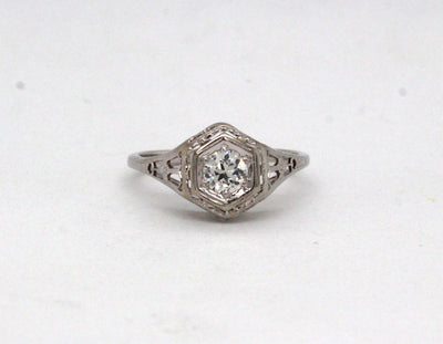 Estate 18KW .27 Ct Vintage Solitaire Ring